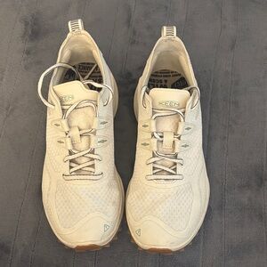 Keen Women's Athletic Shoes in Cream and Tan